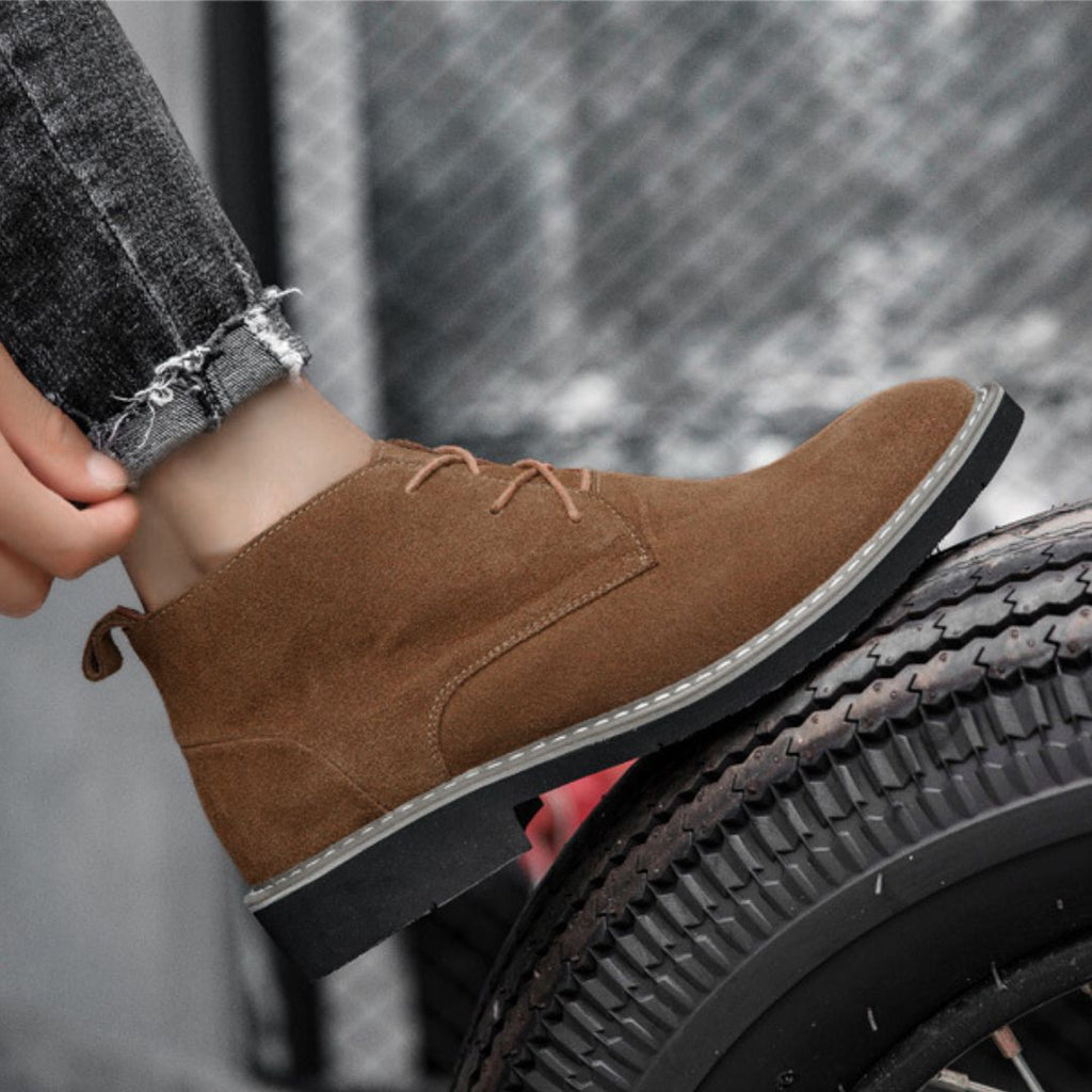 Stivaletto in Camoscio Eclipse con Rialzo +8 cm