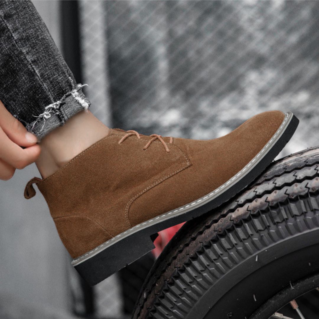 Stivaletto in Camoscio Eclipse con Rialzo +8 cm
